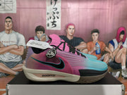 Side view highlighting the contrasting colors and ridged midsole