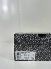Shoebox label showing WMNS AIR JORDAN 3 RETRO, size 9.5, size 8Y, EU 41, CM 26, and style code CK9246 121.