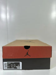Shoebox label for Air Jordan 12 Retro, White/Purple, style CT8013-150; sample size EU 40
