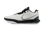 Side profile highlighting the Swoosh and black midsole section