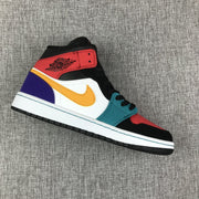 Outer side profile showing the white midsole, black outsole, purple heel and yellow side branding panel.