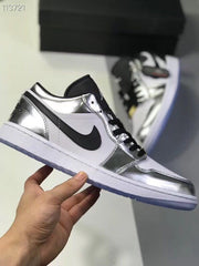 Side profile highlighting the low-top shape, silver overlays, black side panel and translucent outsole.