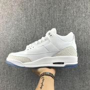 Opposite side profile highlighting the gray textured heel and visible outsole air window.