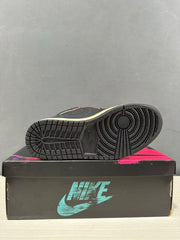 Outsole view showing the black circular traction pattern and segmented tread.