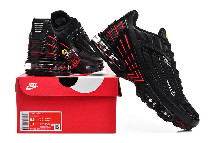 Black and red Nike Air Max Plus III sneakers displayed with a red shoe box; box label shows a sample size.