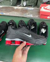 Nike Shox R4 Black and Red Sneakers