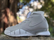 Opposite side profile showing the patterned Swoosh and heel panel