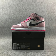 Sneaker displayed on its box; the label shows Air Jordan 1 Mid, EU 36, CM 23 and style code 852542-801.